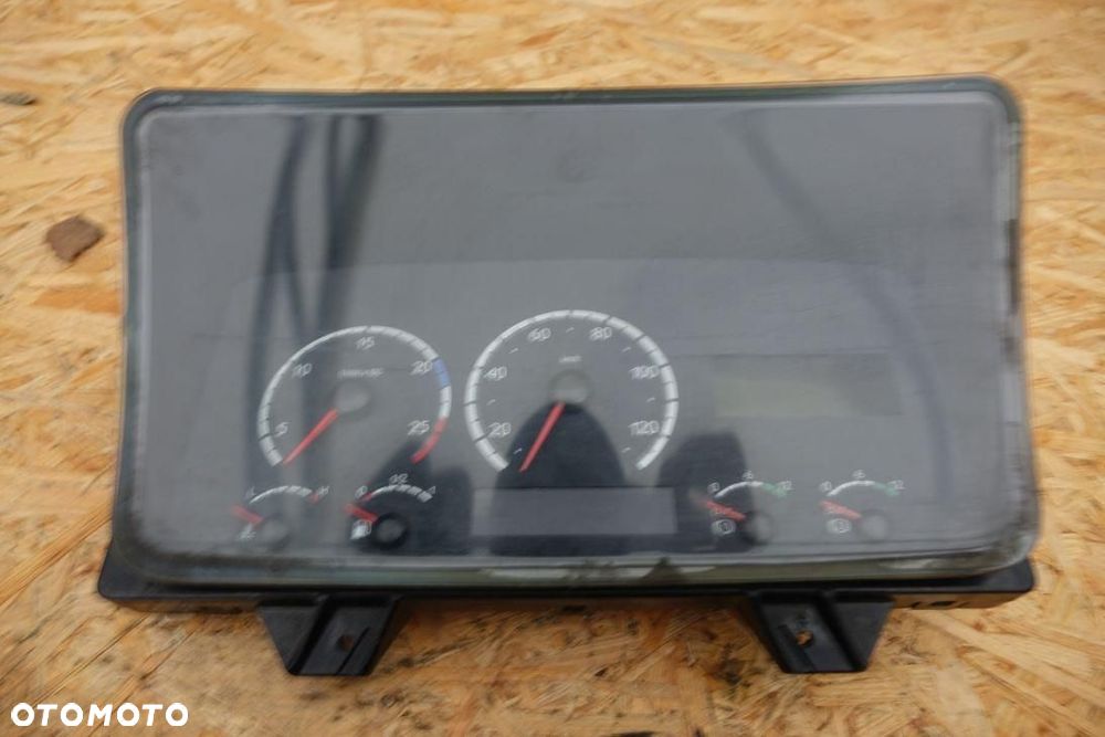 LICZNIK ZEGARY TABLICA SCANIA R 1852891 - 2
