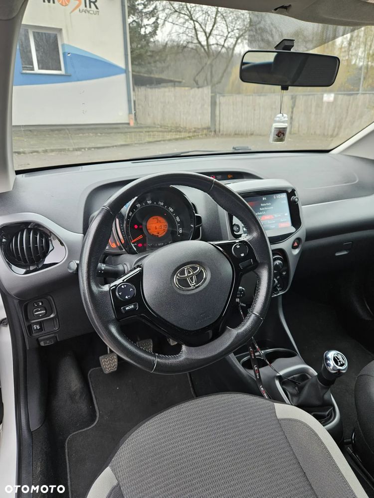 Toyota Aygo 1.0 VVT-i Color Edition - 12