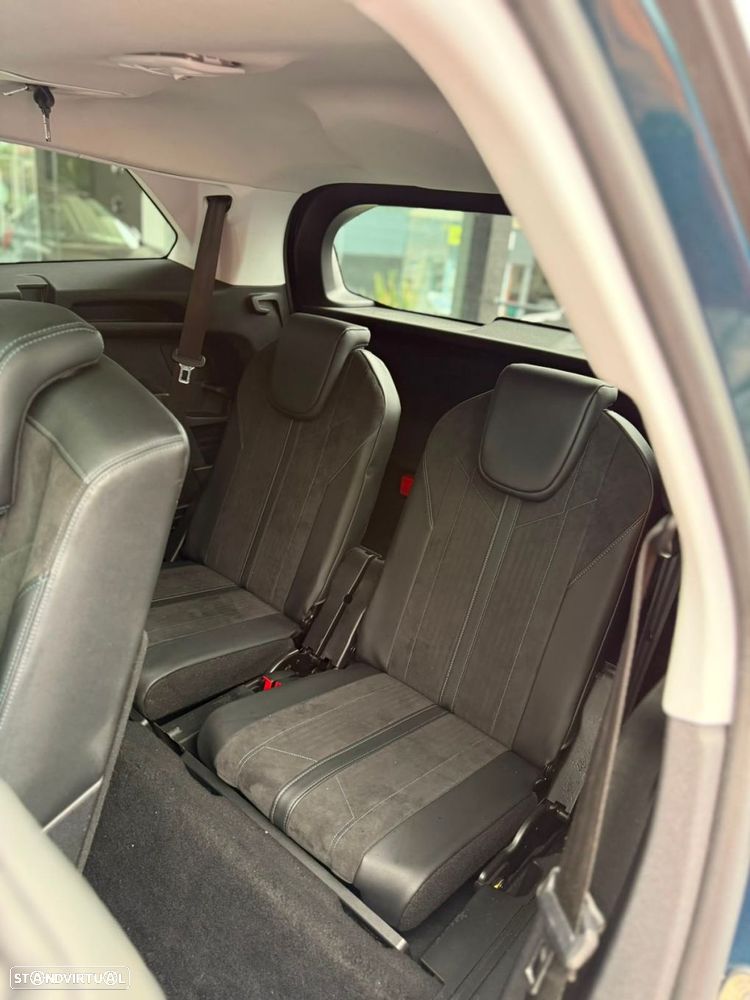 Peugeot 5008 - 16