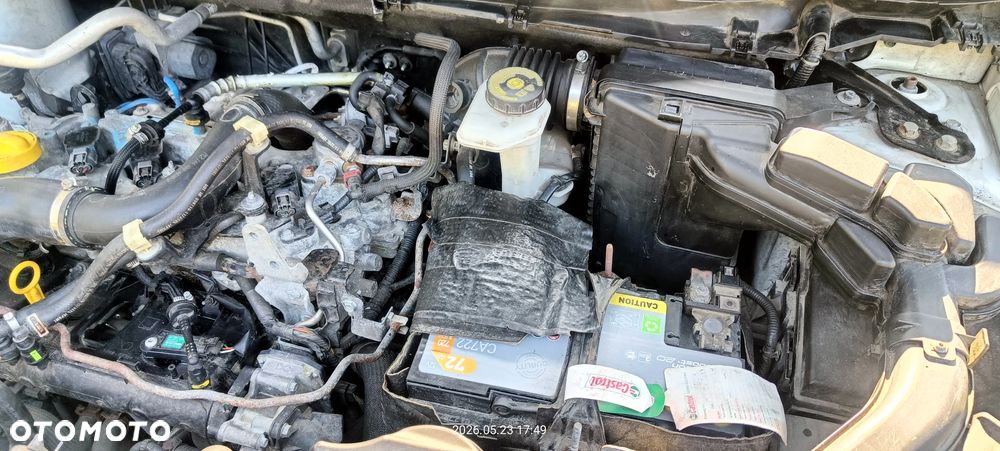 Nissan Qashqai+2 - 13