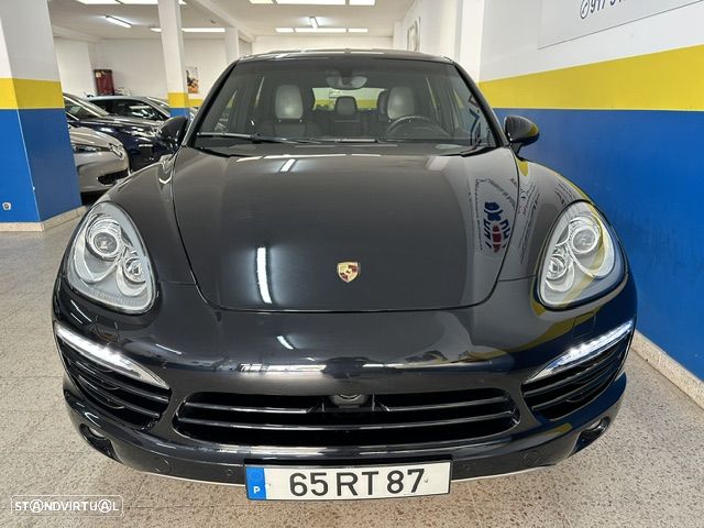 Porsche Cayenne S - 4