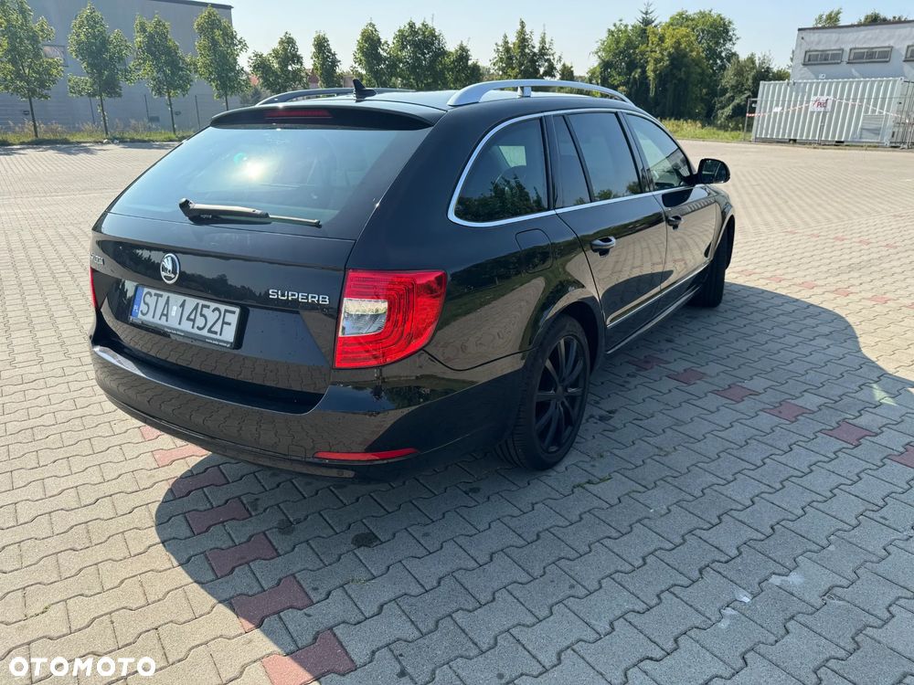 Skoda Superb 2.0 TDI Elegance DSG - 5