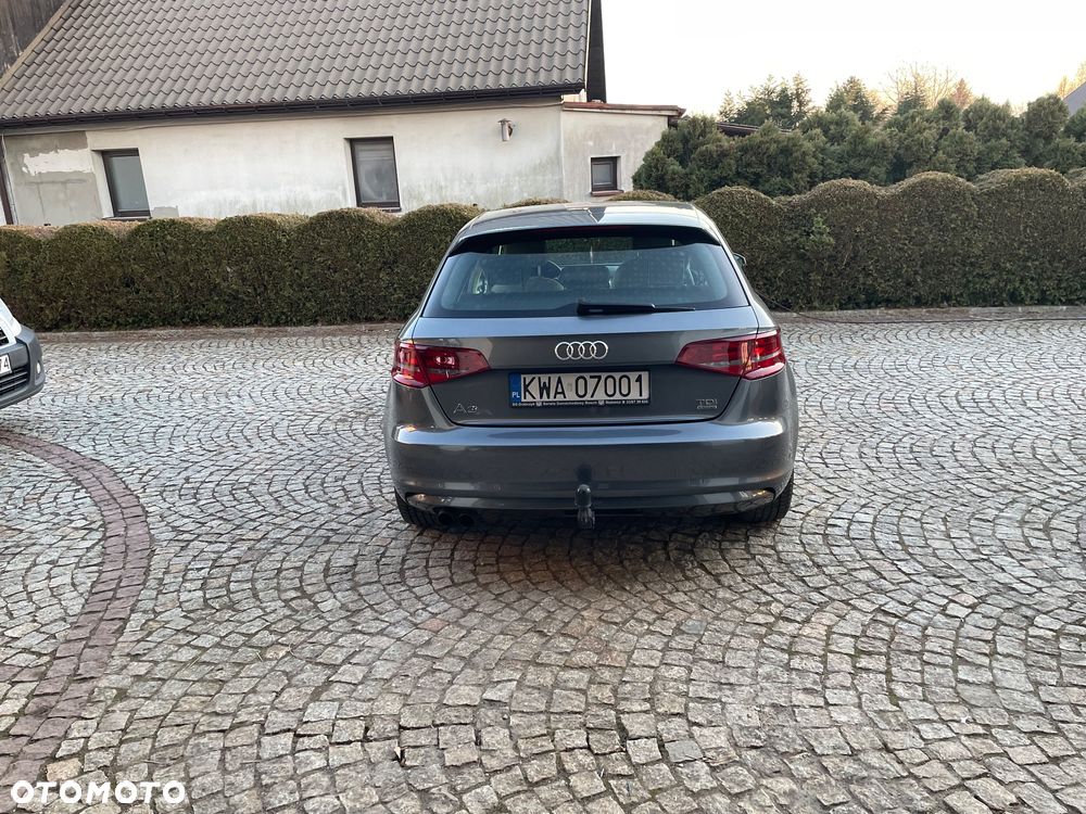 Audi A3 Sportback 2.0 TDI quattro Ambition - 2