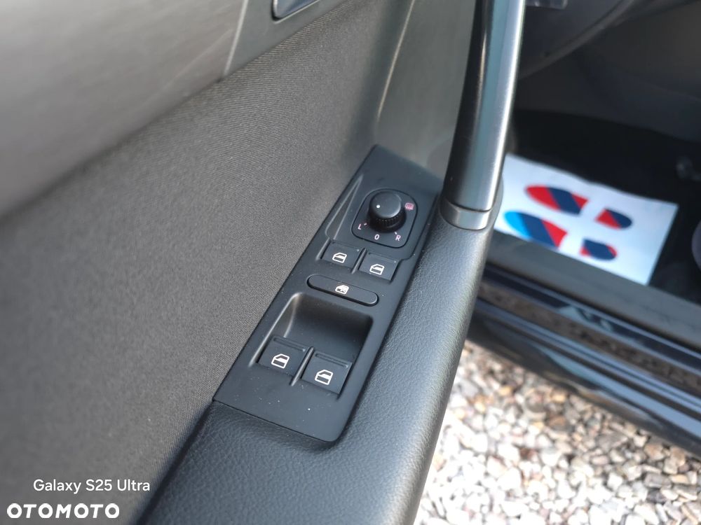 Volkswagen Passat - 23