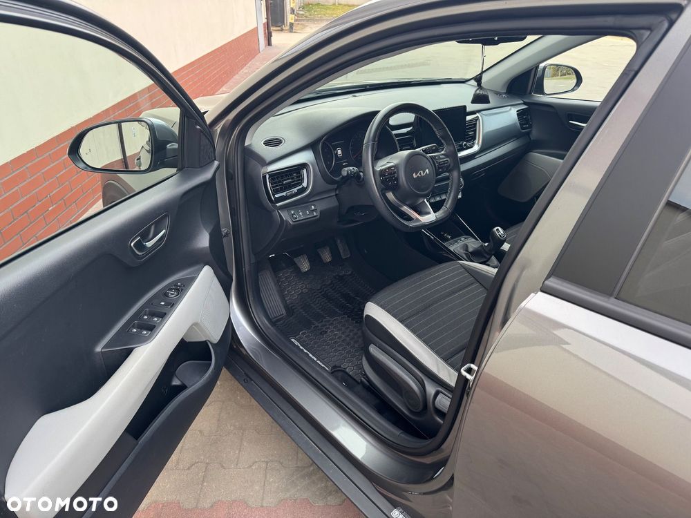 Kia Stonic 1.0 T-GDI MHEV L - 18