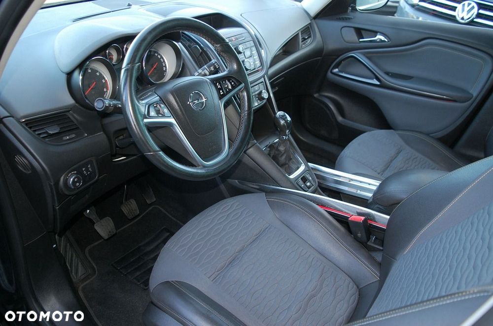 Opel Zafira - 24