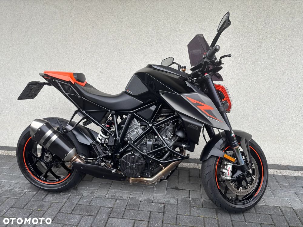 KTM Super Duke - 10