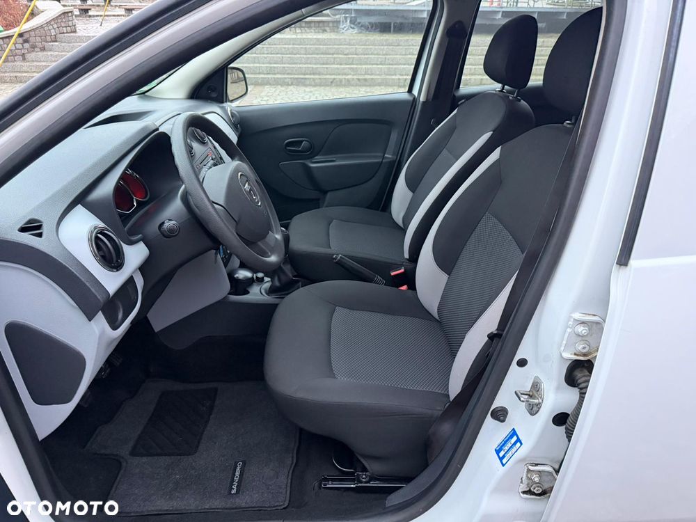 Dacia Sandero 1.2 16V 75 Laureate - 31