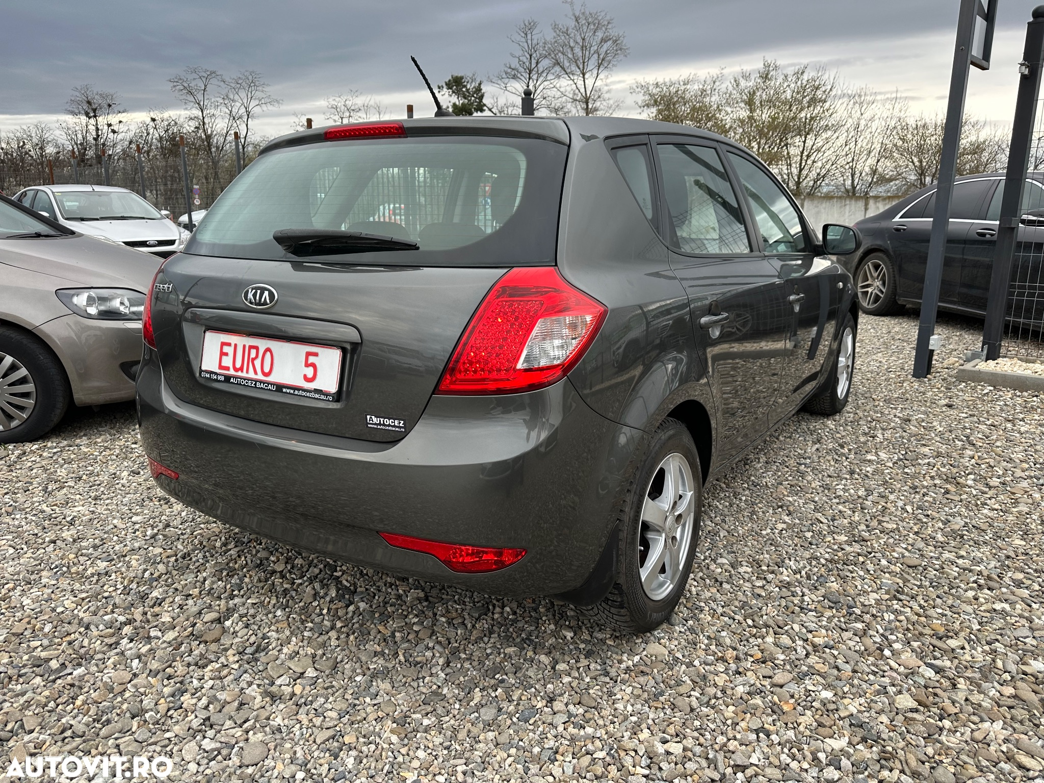 Kia Ceed - 5
