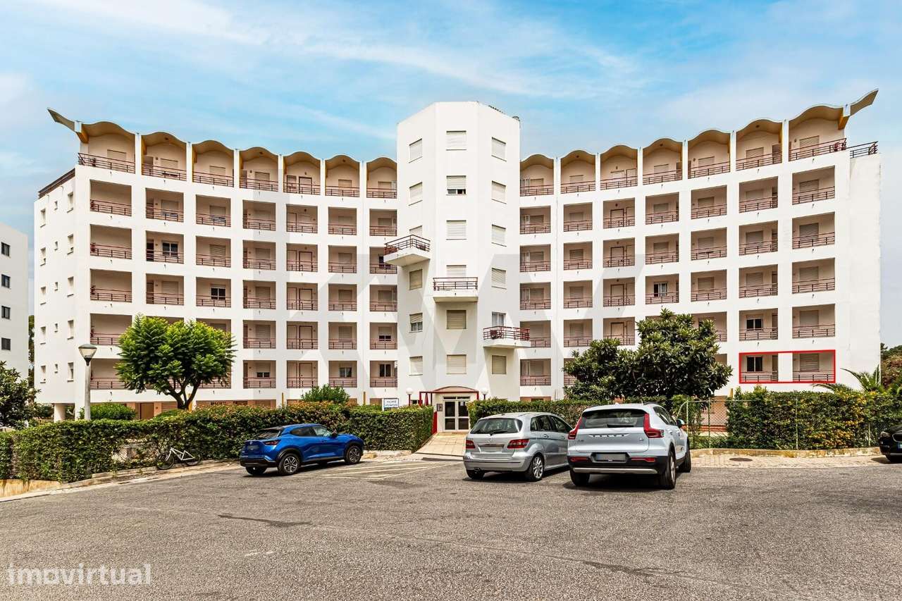 T2 em Vilamoura com piscina e varanda enorme - Grande imagem: 2/28