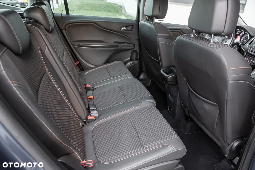 Opel Zafira Tourer 2.0 CDTI Automatik Edition - 19