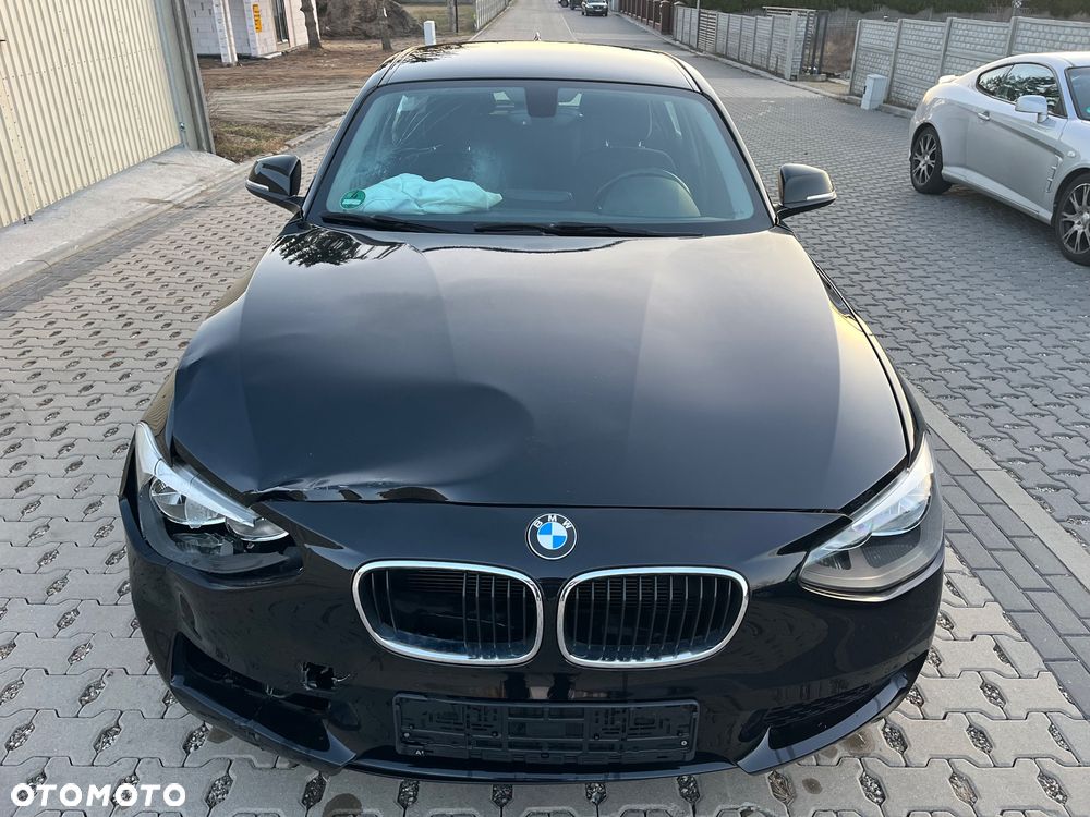 BMW Seria 1 116i - 3