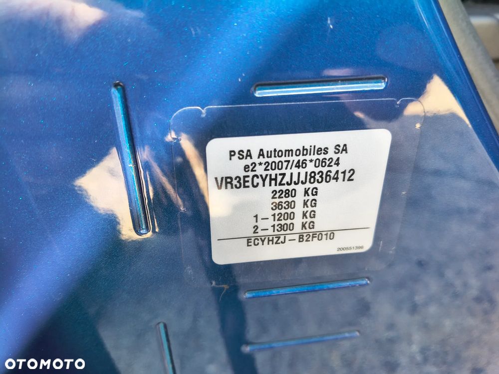 Peugeot Rifter 1.5 BlueHDI Allure S&S - 20