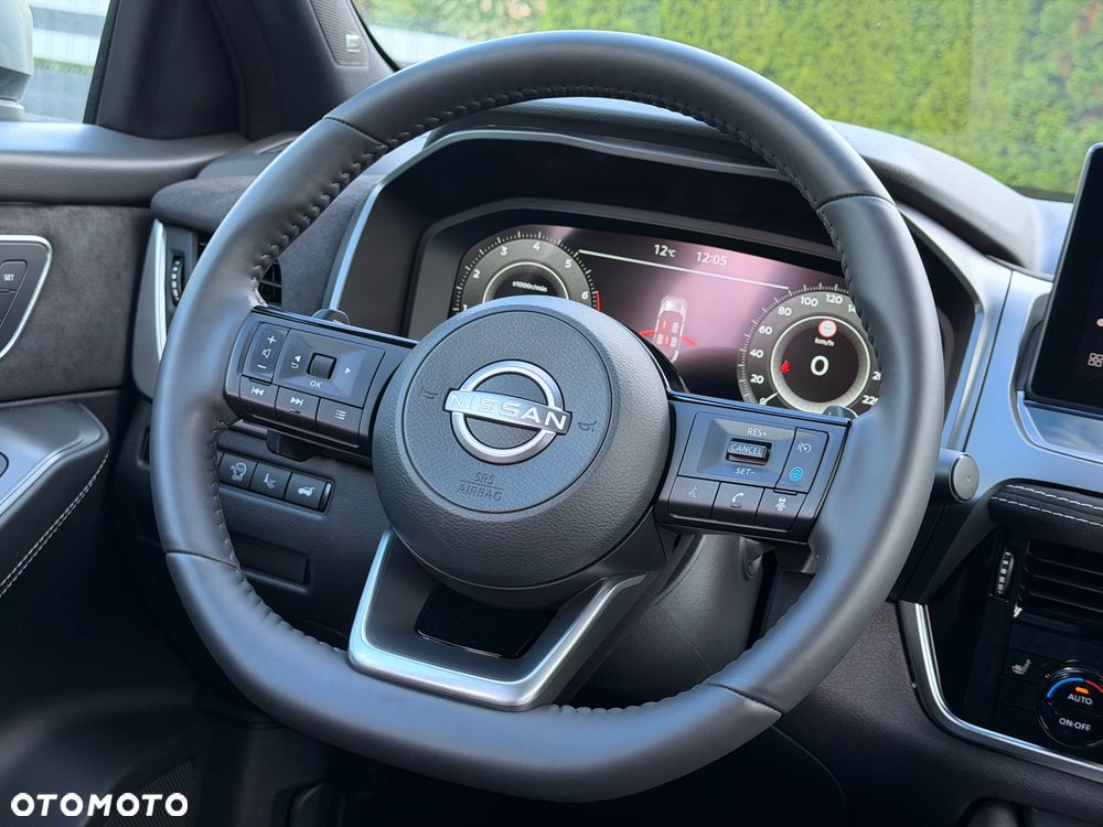 Nissan Qashqai 1.3 DIG-T MHEV Xtronic Tekna+ - 26
