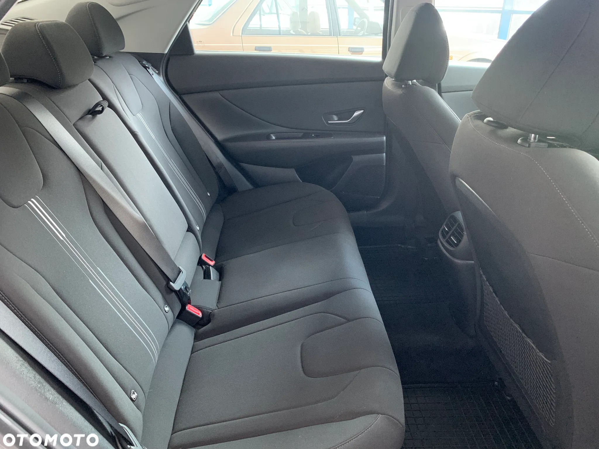 Hyundai Elantra 1.6 Smart - 22