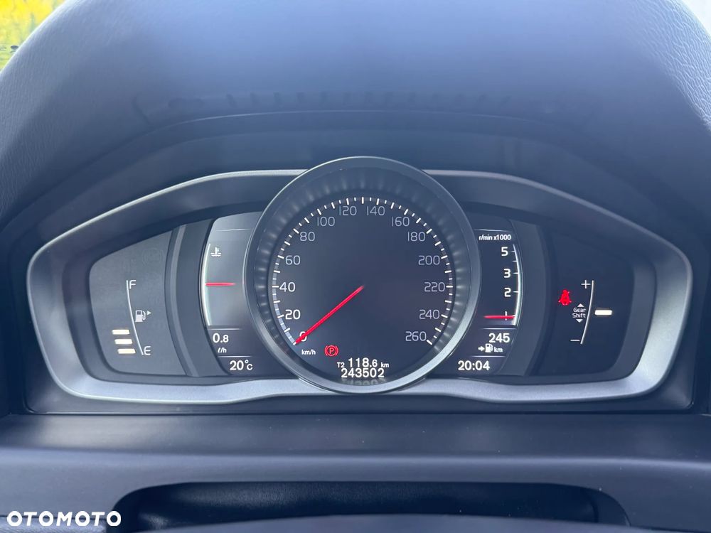 Volvo V70 D4 Drive-E Momentum - 22