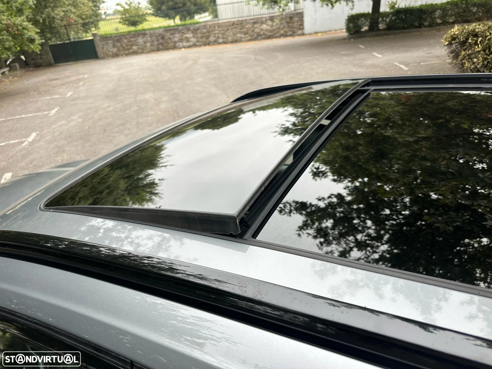 BMW 330 e Touring Pack Desportivo M Auto - 18