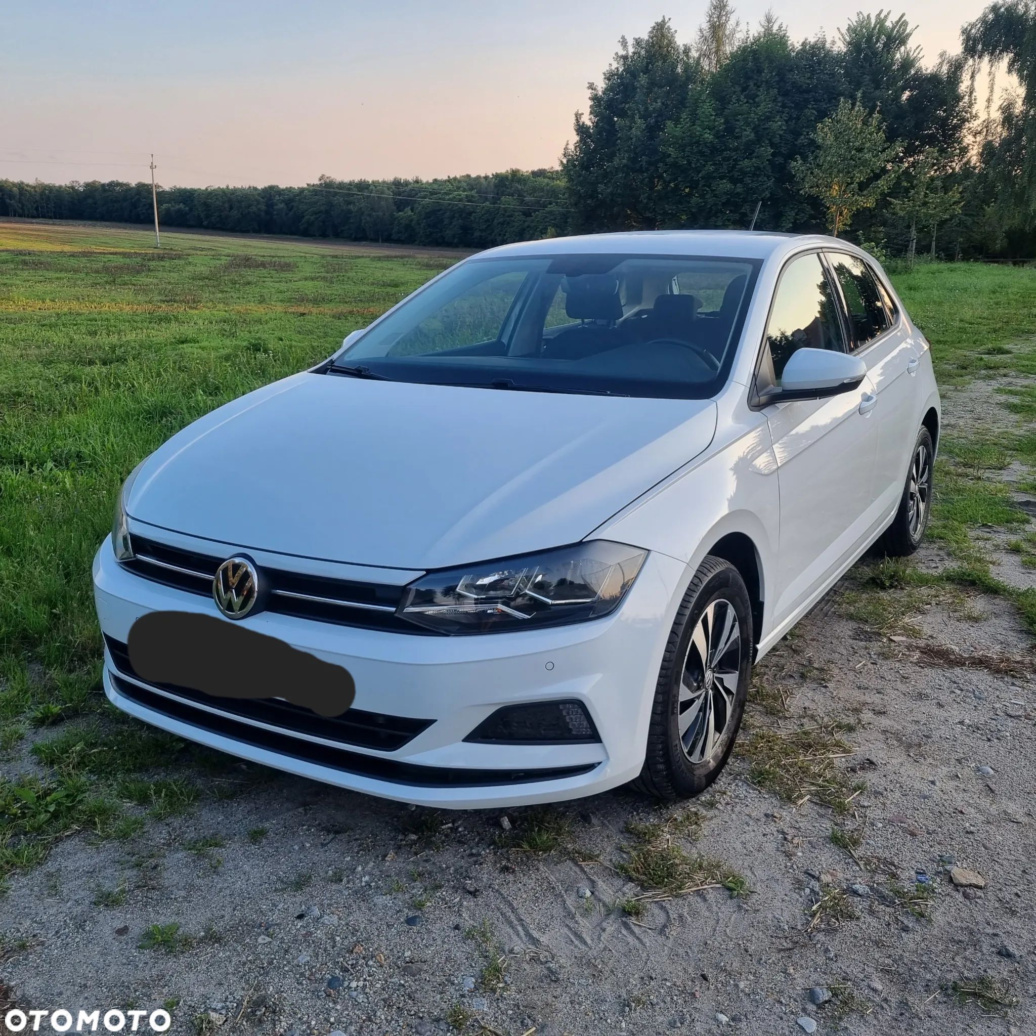 Volkswagen Polo 1.0 TSI Comfortline DSG - 1