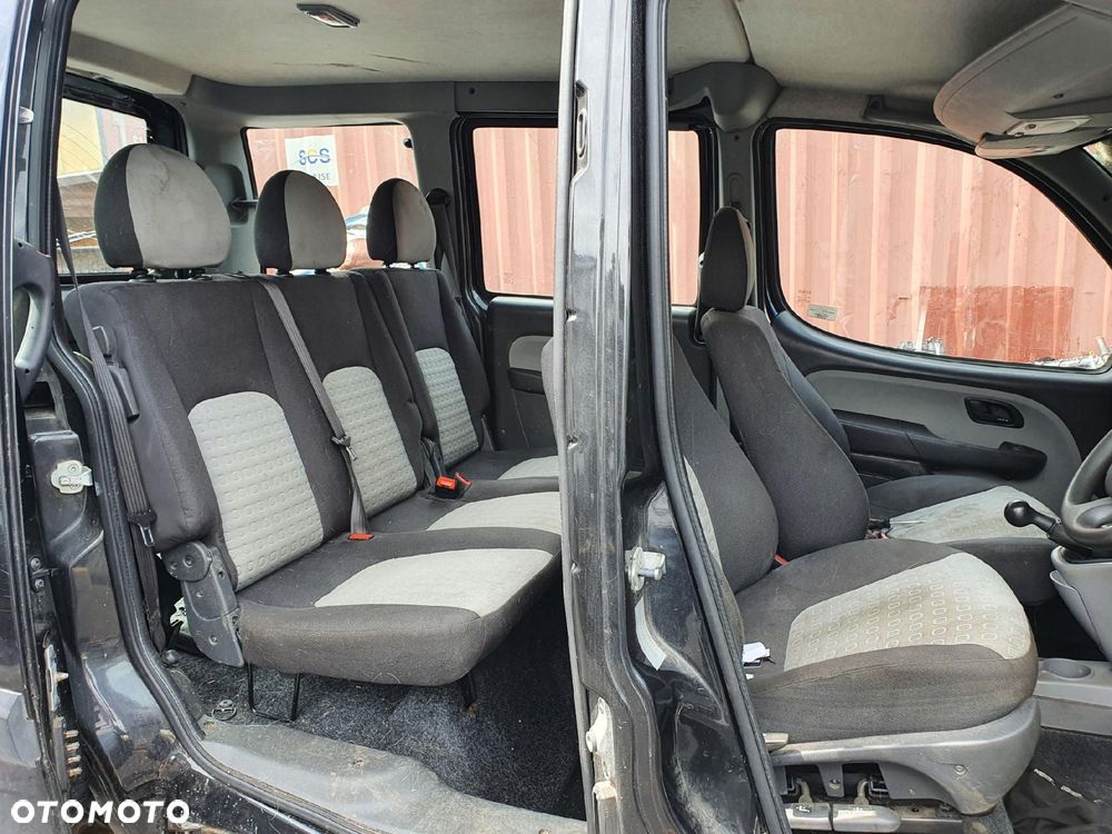 Fiat Doblo lift FOTELE KOMPLET FOTELI PRZEKŁADKA - 1