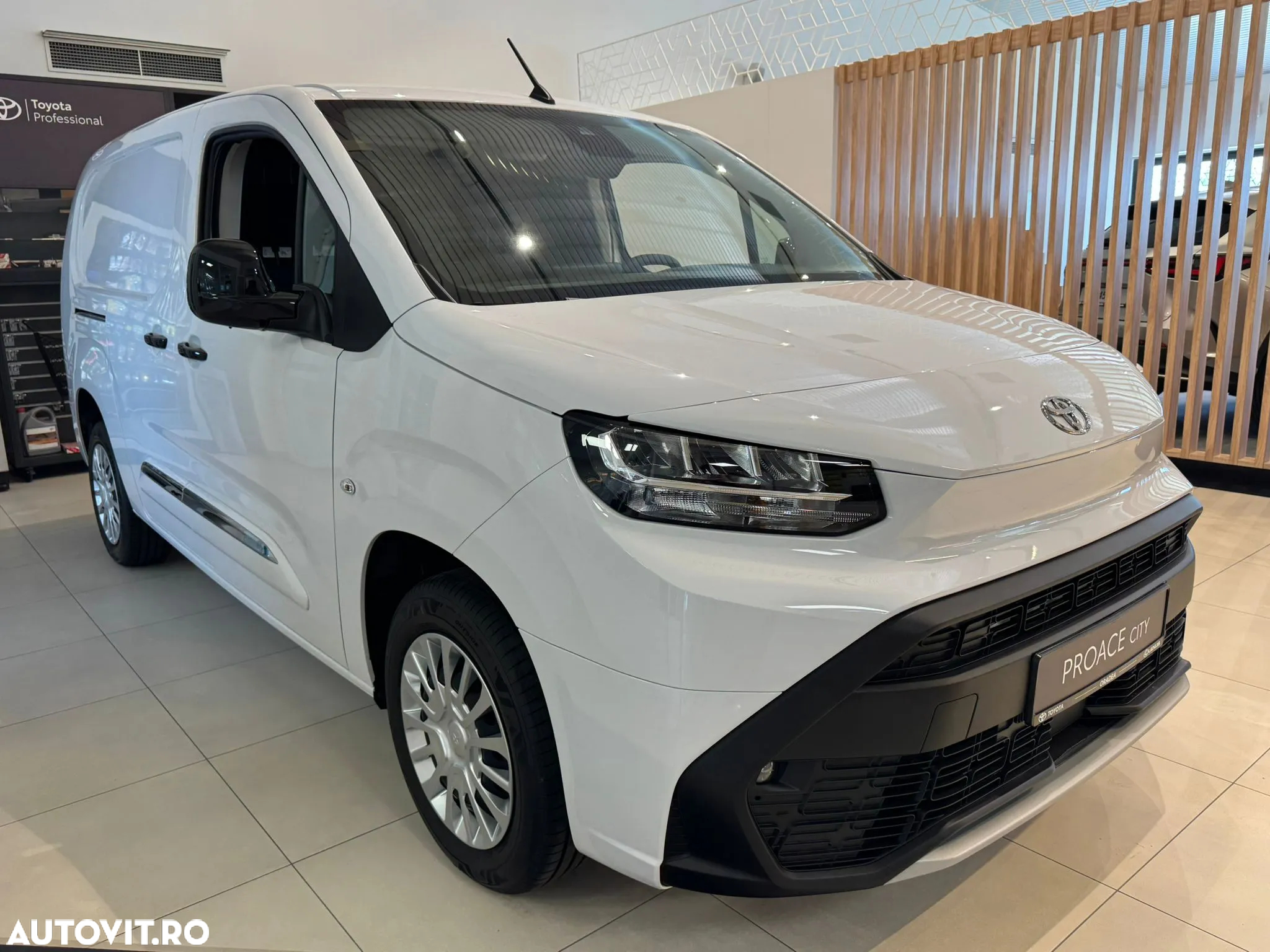 Toyota Proace City Verso 1.5 D-4D 102CP 5MT 4+1 L1H1 Comfort - 2