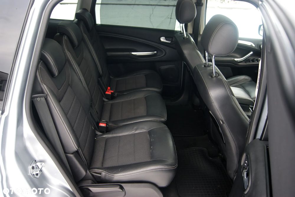 Ford S-Max 2.0 TDCi DPF Titanium - 33