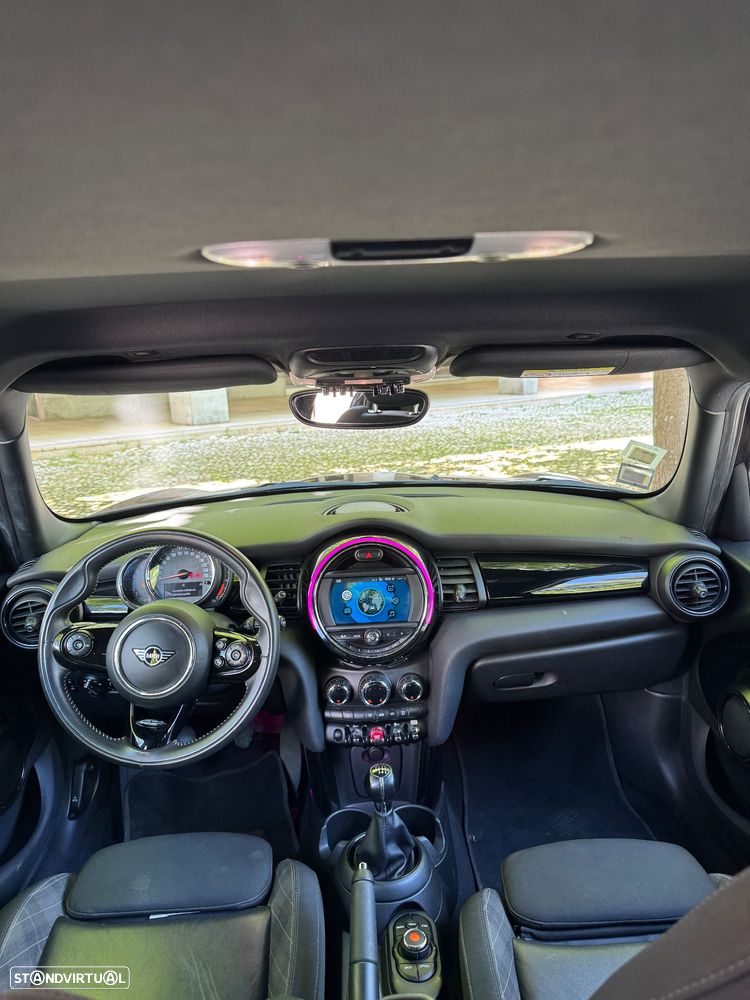 MINI 5 Portas Cooper D - 3