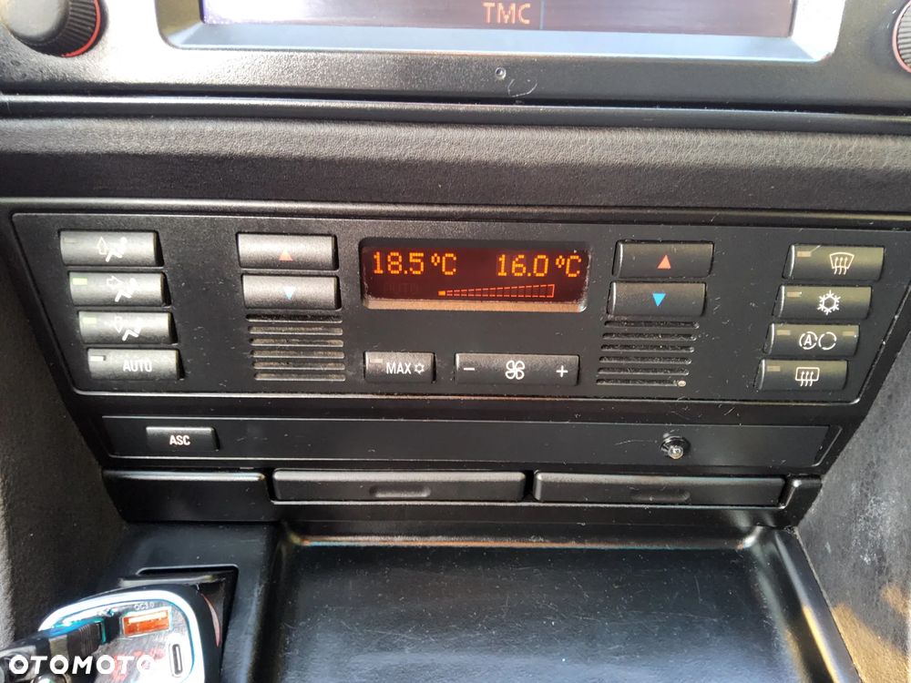 BMW Seria 5 520d - 30