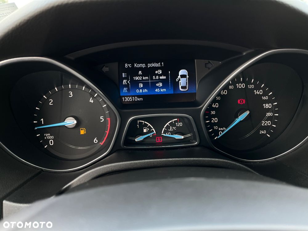 Ford Focus 1.5 EcoBlue Start-Stopp-System TITANIUM DESIGN - 12