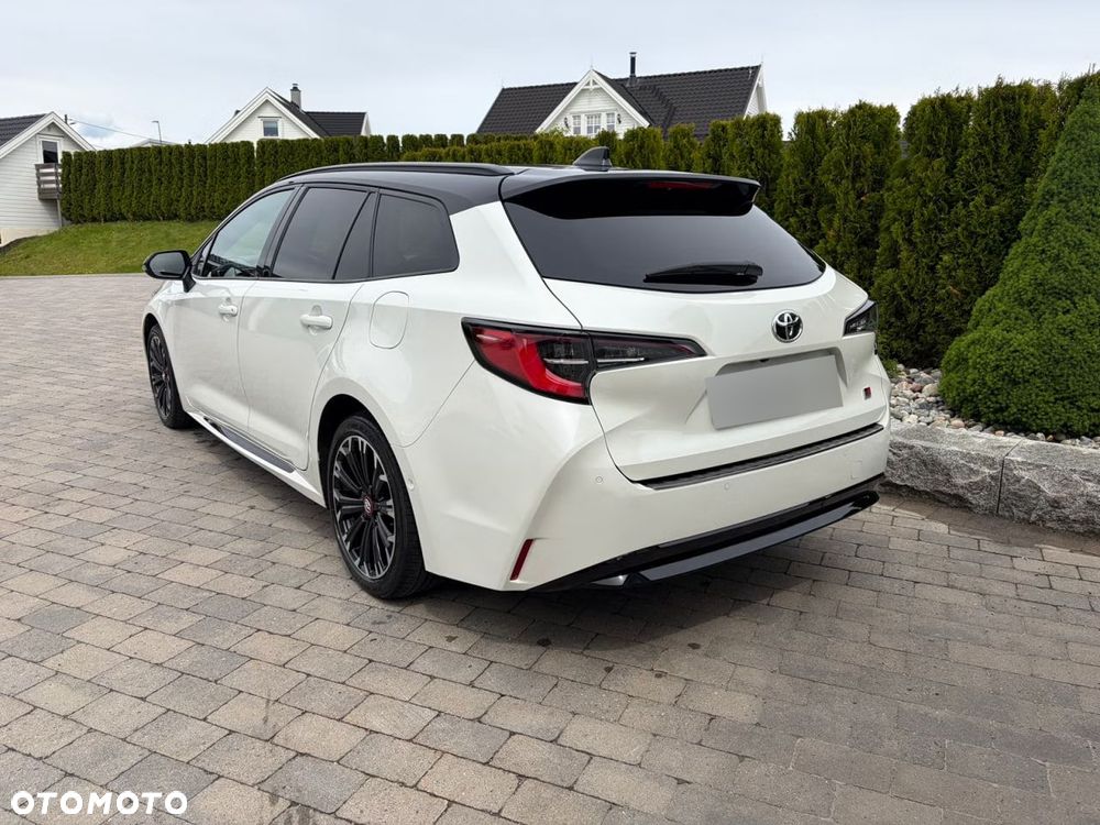 Toyota Corolla 1.8 Hybrid GR Sport - 6