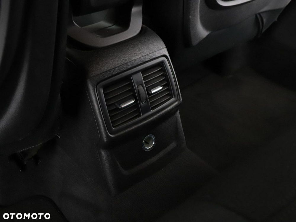 BMW X1 xDrive18d Advantage - 38