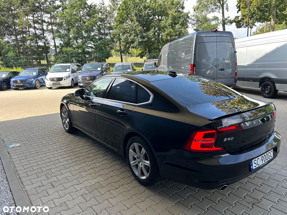 Volvo S90 D4 Momentum - 2