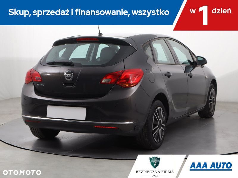 Opel Astra - 6