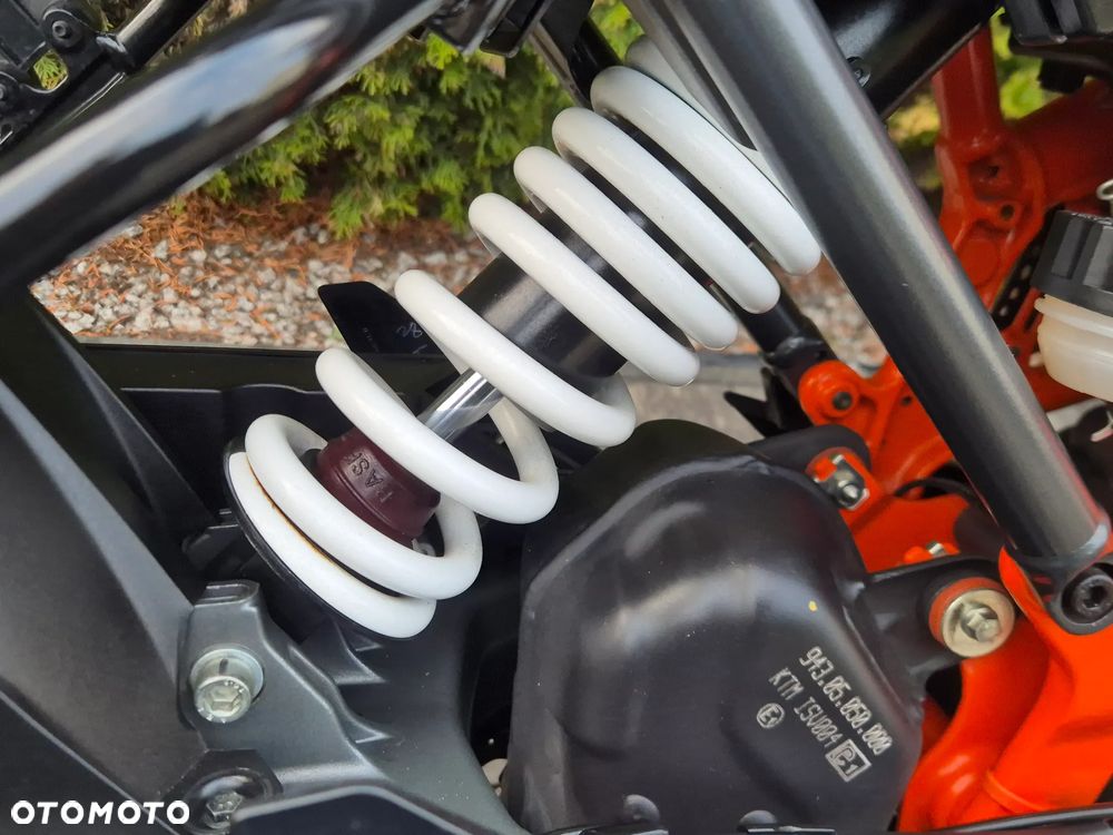 KTM Duke - 12