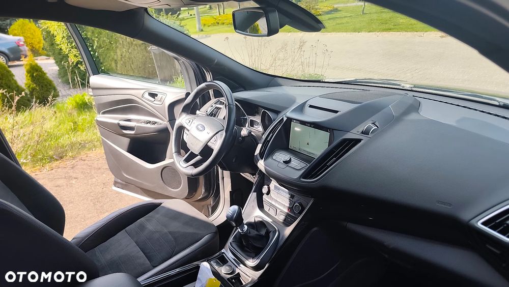 Ford Kuga 1.5 EcoBoost FWD ST-Line ASS GPF - 34