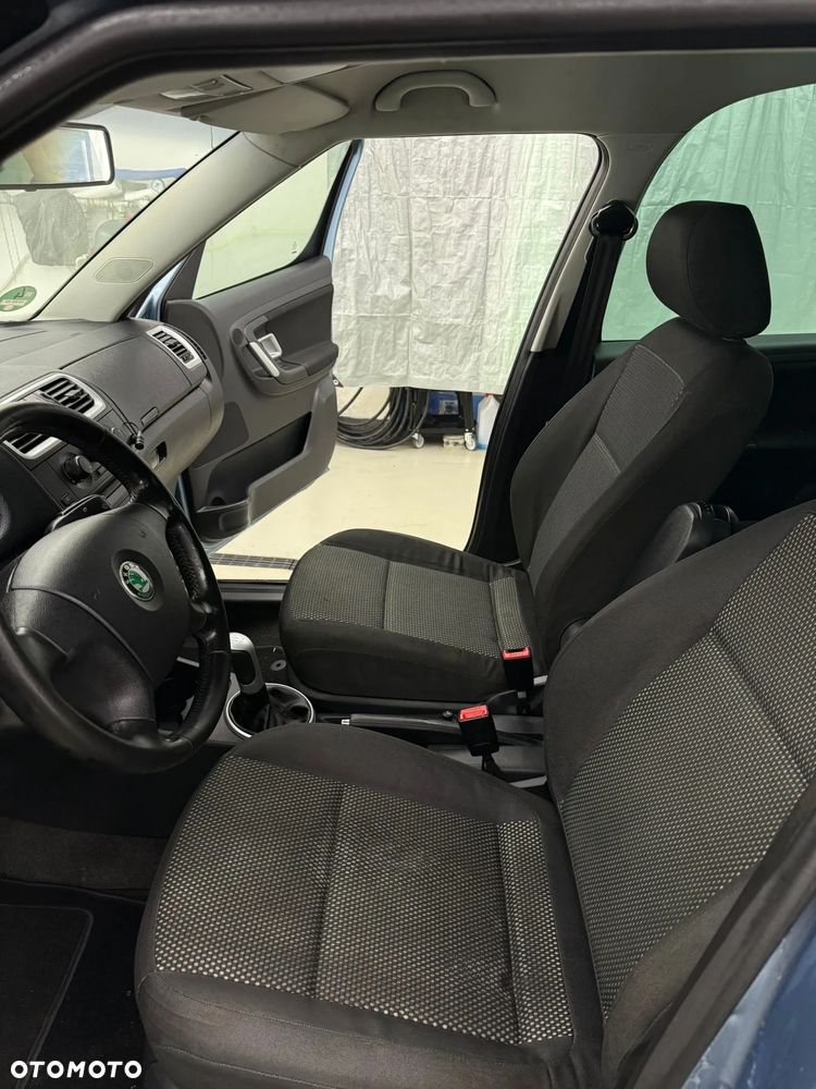 Skoda Roomster 1.4 16V Scout PLUS EDITION - 6