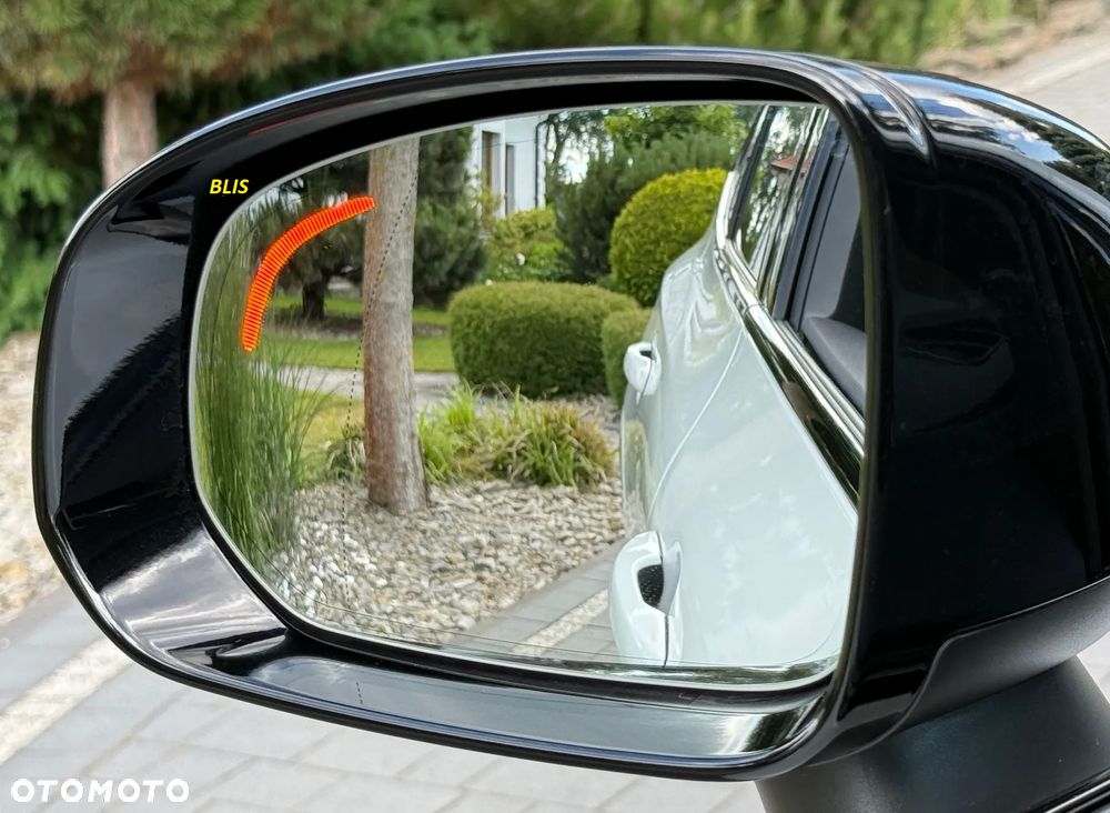 Volvo XC 60 B4 B Plus Dark - 18