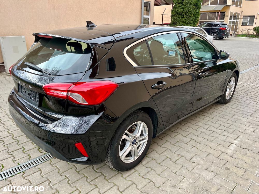 Ford Focus ver-1-0-ecoboost-start-stop-trend - 4
