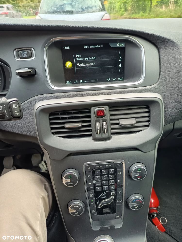 Volvo V40 D2 Base - 4