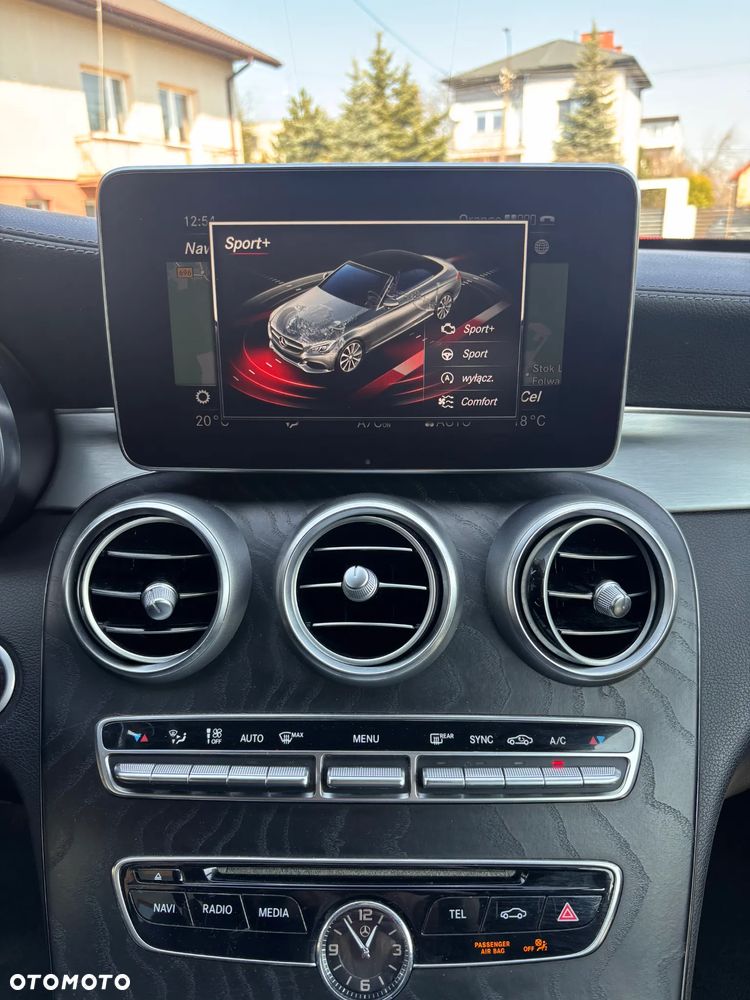 Mercedes-Benz Klasa C 300 9G-TRONIC - 6