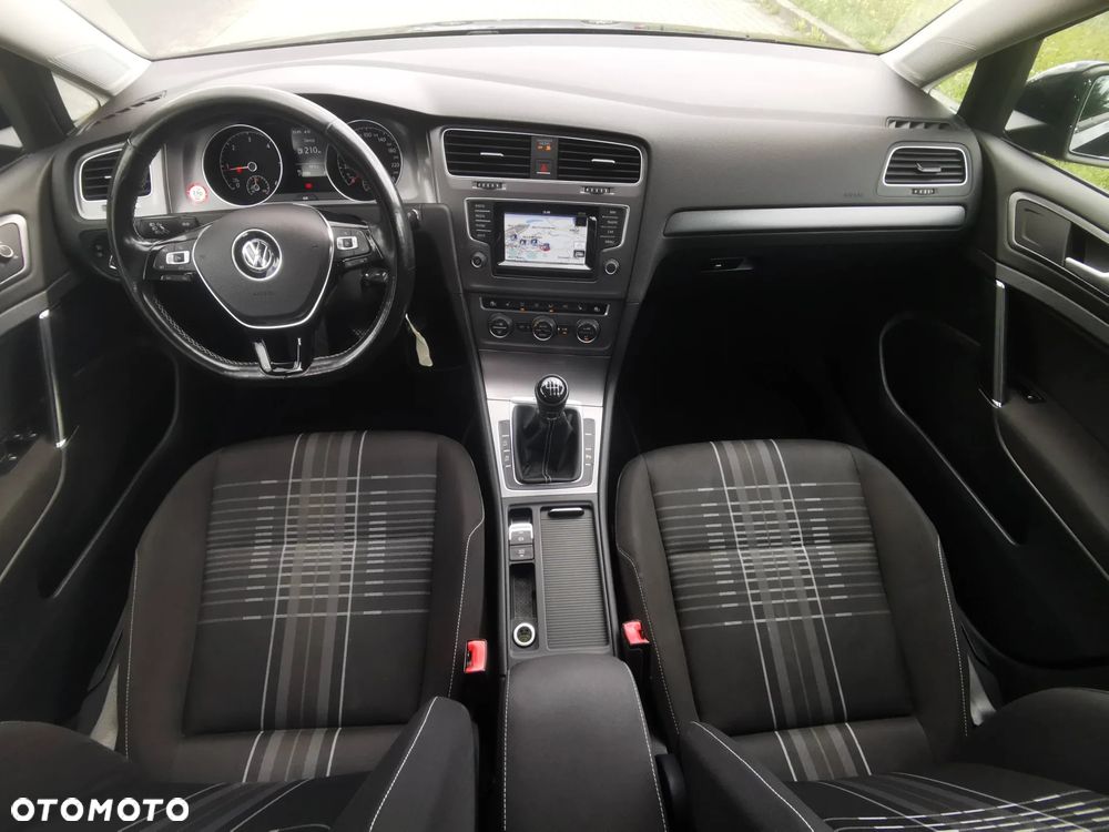 Volkswagen Golf 2.0 TDI 4Motion BlueMotion Technology Lounge - 8