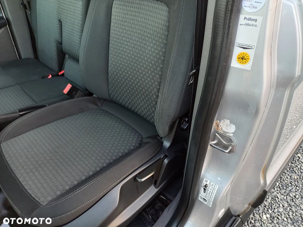 Ford Transit Connect - 24