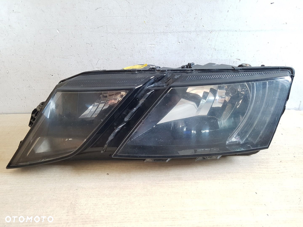 SKODA OCTAVIA 3 Lift lampa lewy reflektor 5E1941015C