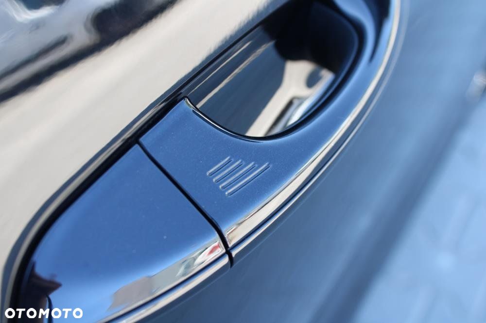 Ford S-Max - 11
