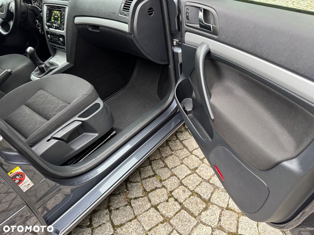 Skoda Octavia 2.0 TDI DPF FAMILY - 25