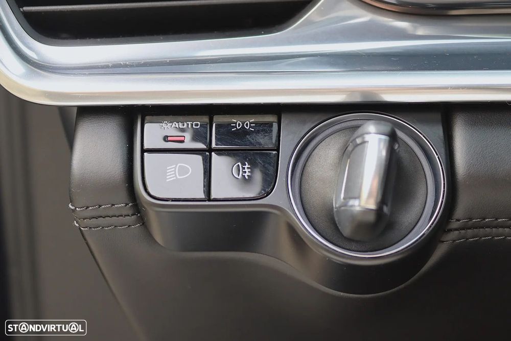 Porsche Panamera - 25