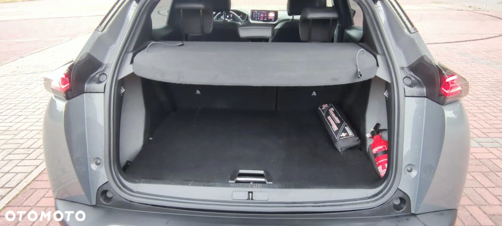 Peugeot 2008 PureTech 130 Allure S&S EAT8 - 15
