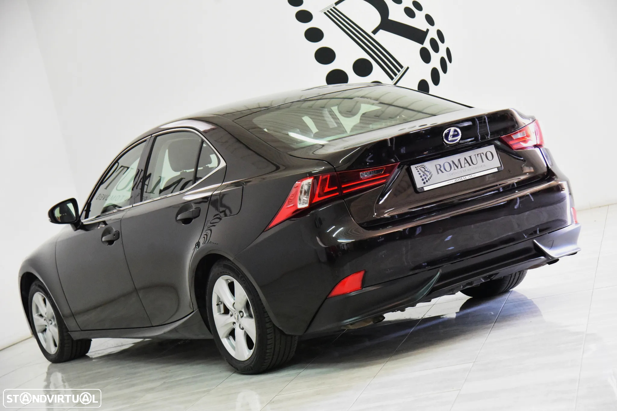 Lexus IS 300H Pack Executive - 9