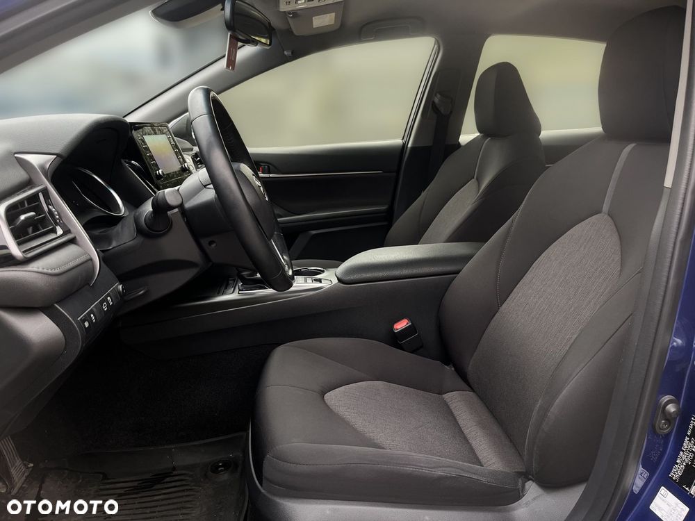 Toyota Camry 2.5 Hybrid Comfort CVT - 15
