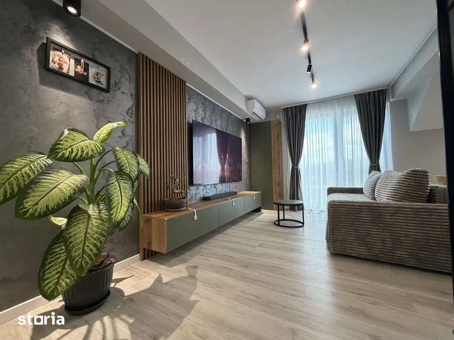 Apartament de vanzare 3 camere 68mp balcon 6mp zona Baciu — fotografia 1