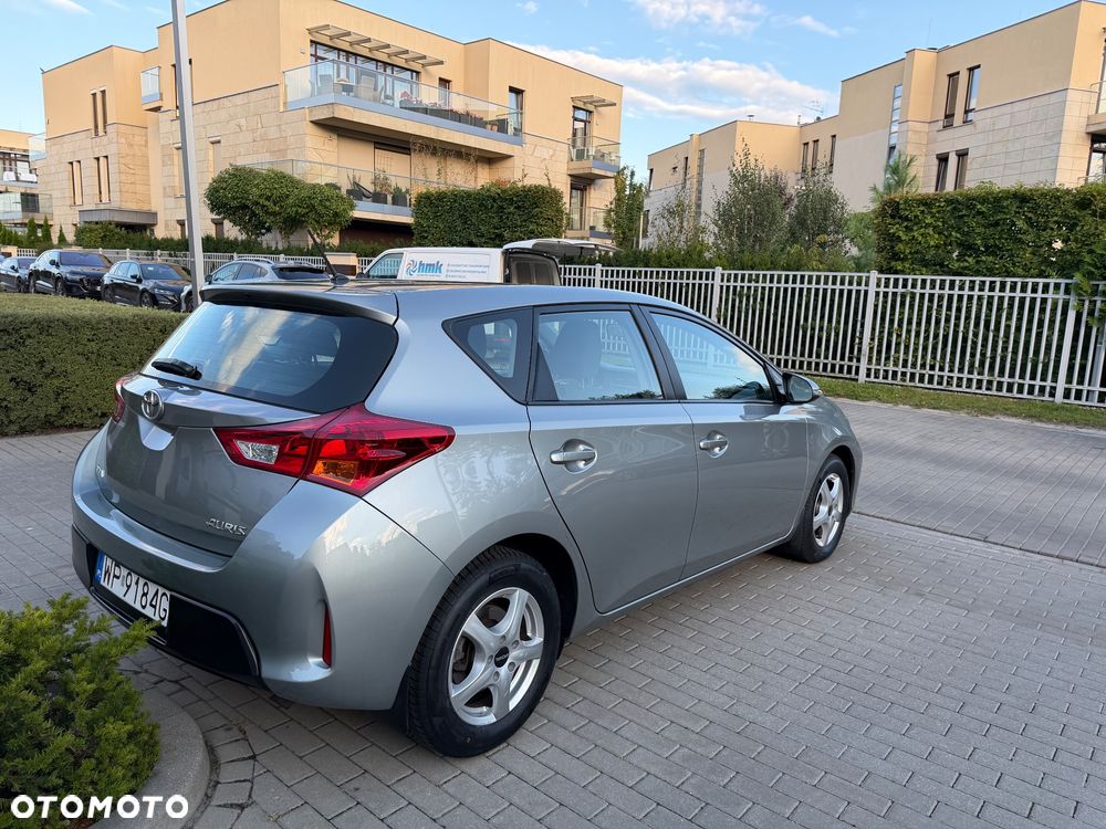 Toyota Auris 1.33 VVT-i Active - 5